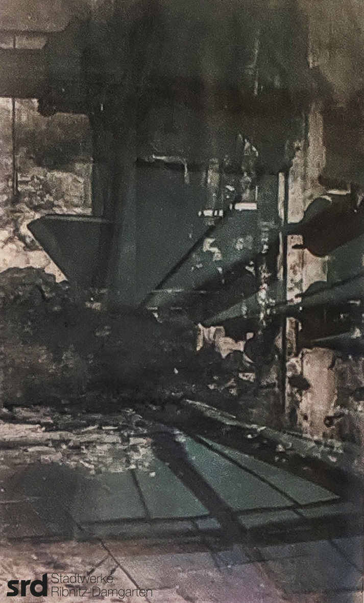 Historische Aufnahme: Schneckenlademaschine